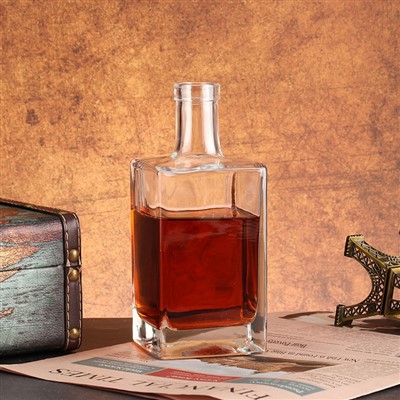 750ml গ্লাস অ্যালকোহল বোতল