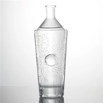 কর্ক সহ এমবসড হুইস্কি কাচের বোতল