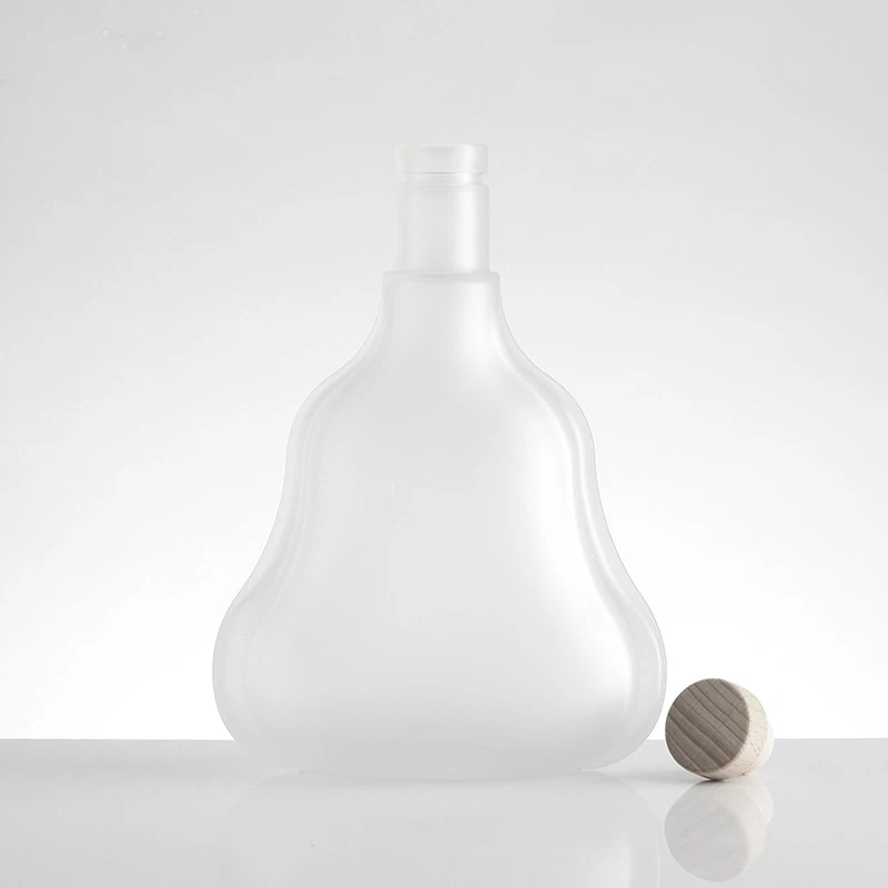 500ml White Clear Glass Screw Top Liquor Bottle
